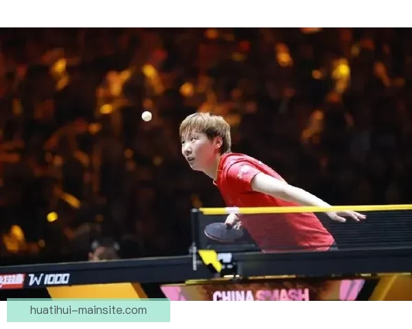 王曼昱4-2战胜申裕斌力克对手庆祝 马琳激动指天展现喜悦 王曼昱4-2战胜申裕斌力克对手庆祝 马琳激动指天展现喜悦